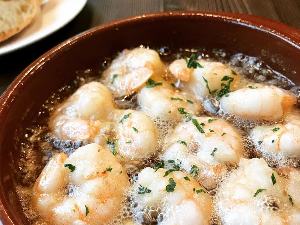 エビのアヒージョ